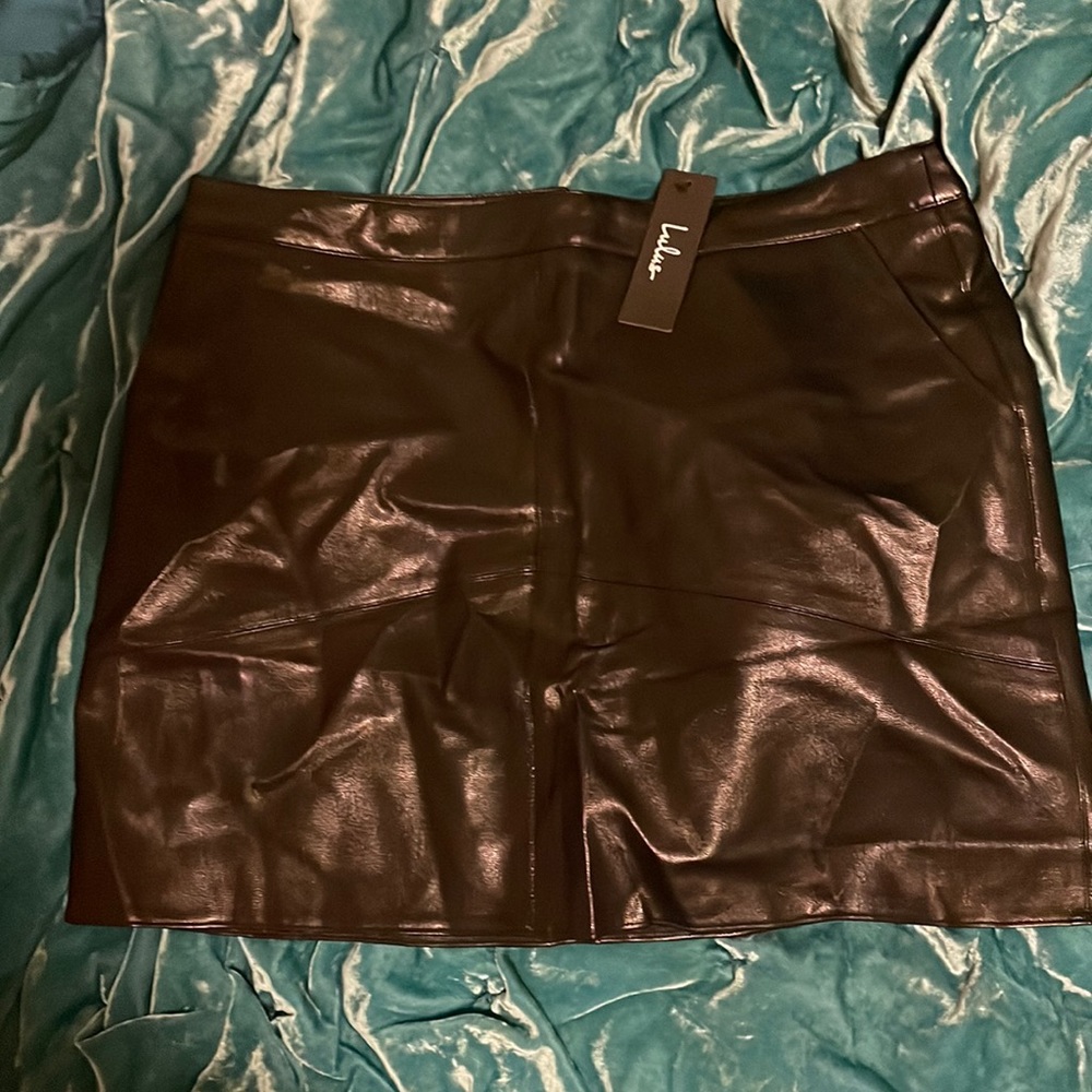 Faux leather mini NWT
